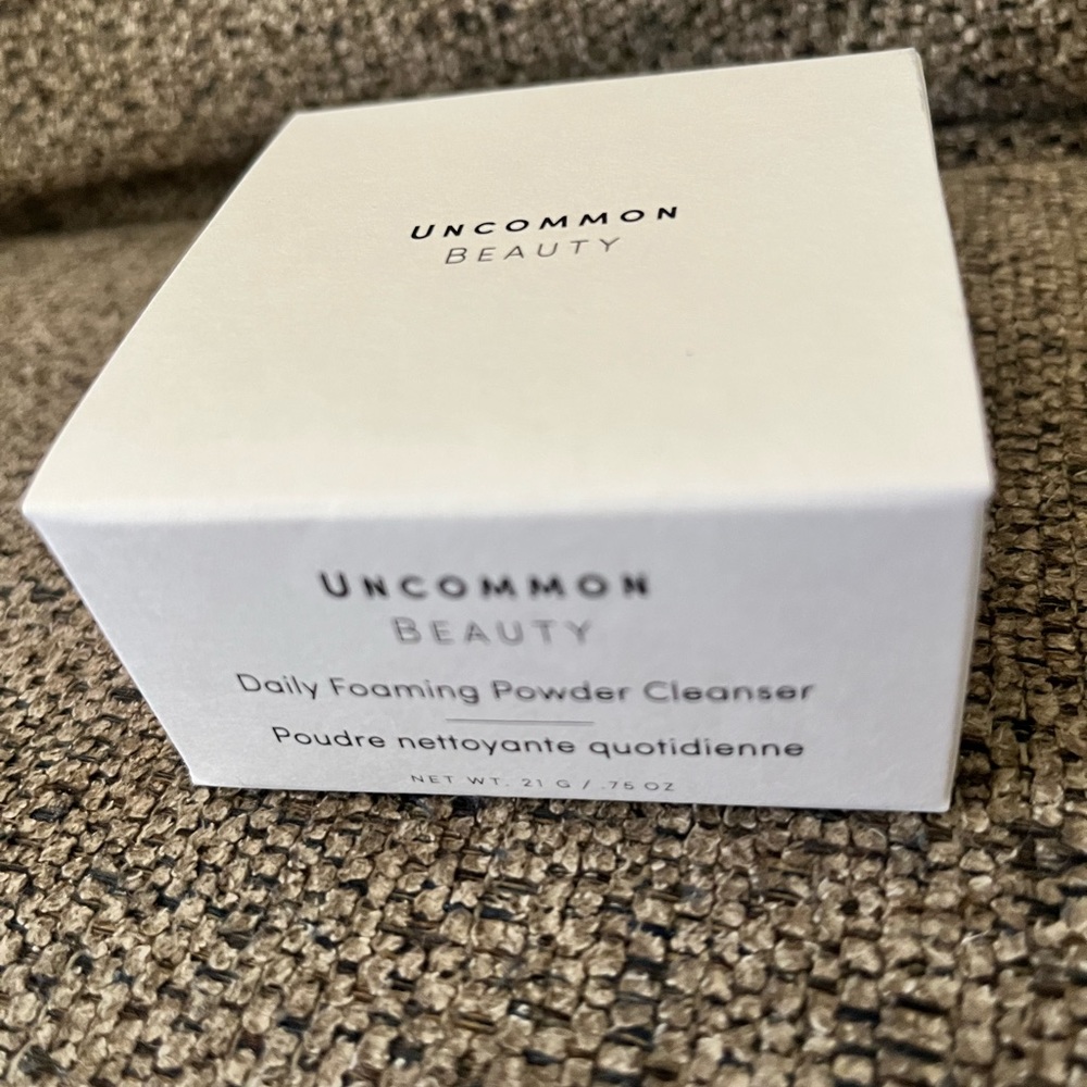 Uncommon Beauty Daily Foaming Powder Cleanser